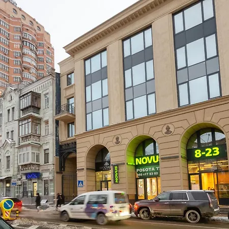 Petrovdom 05-104a In Rc Yaroslaviv Grad, Bulvarno-kudriavska 17b * كييف