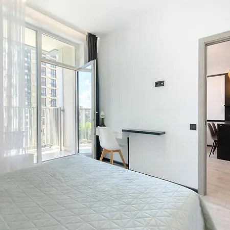 Petrovdom 05-104a In Rc Yaroslaviv Grad, Bulvarno-kudriavska 17b كييف