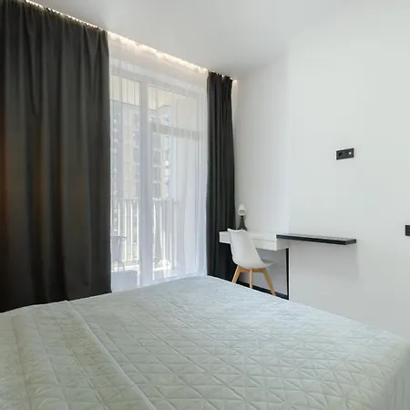 Petrovdom 05-104a In Rc Yaroslaviv Grad, Bulvarno-kudriavska 17b