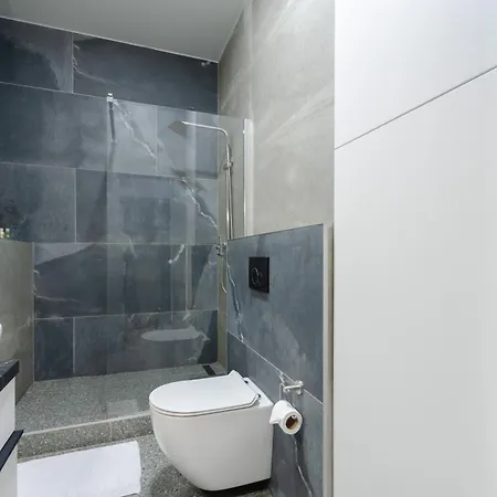 شقة Petrovdom 05-104a In Rc Yaroslaviv Grad, Bulvarno-kudriavska 17b